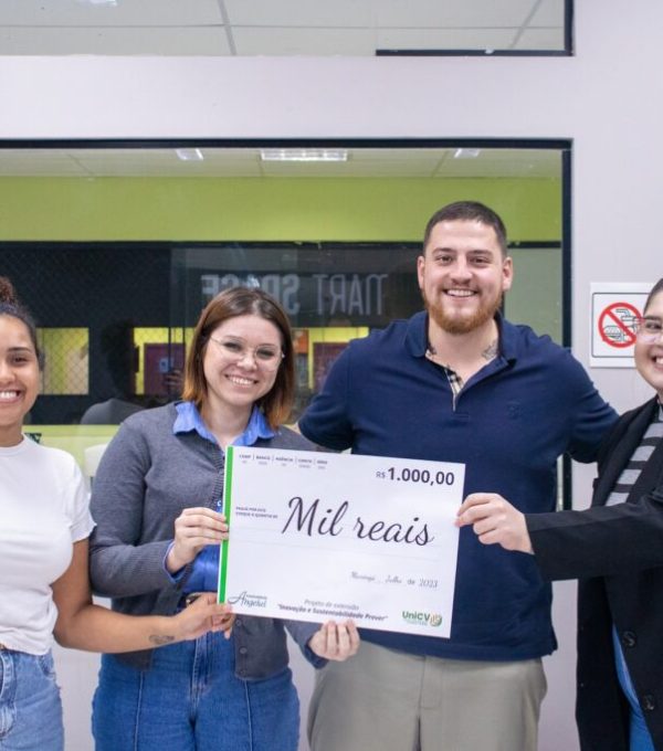 Prever premia projetos de estudantes do UniCV para destinação ecológica de coroas de flores