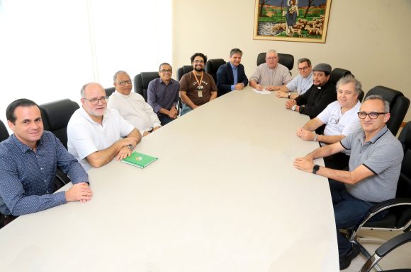 UniCV e Associação Cultural e Educacional Paulo VI firmam parceria para a formação filosófica de futuros presbíteros