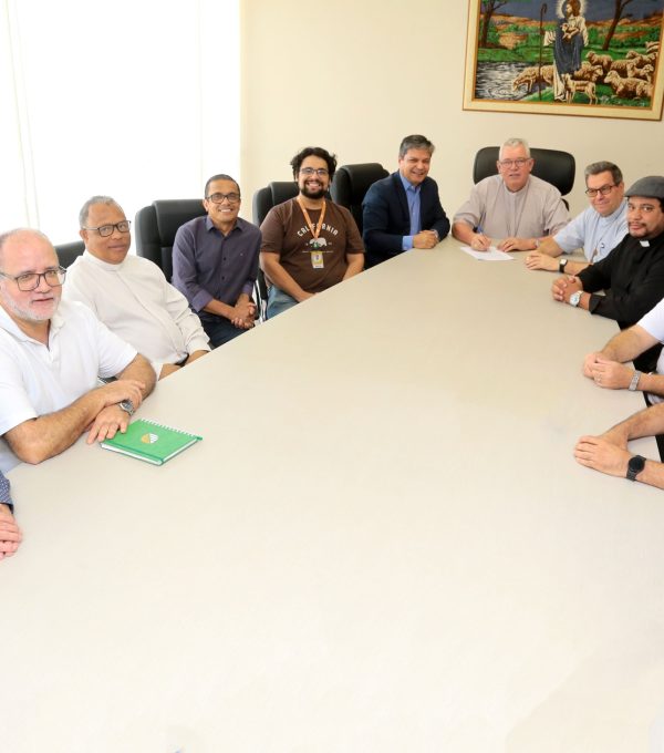 UniCV e Associação Cultural e Educacional Paulo VI firmam parceria para a formação filosófica de futuros presbíteros