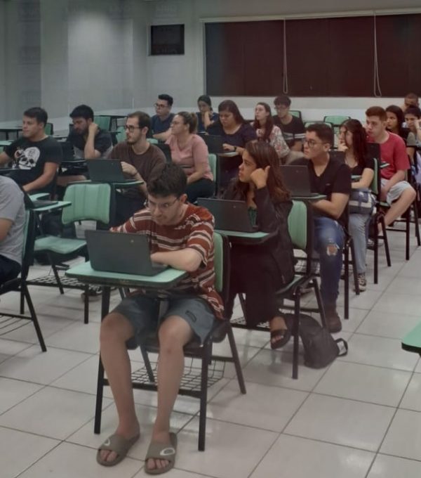 Alunos do UniCV participam de prova multidisciplinar para avaliar conhecimentos exigidos na formação