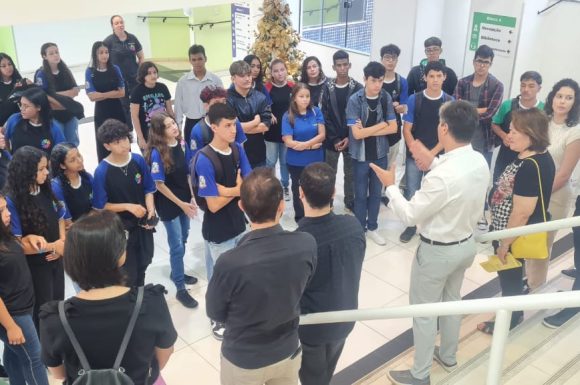 UniCV certifica quarenta jovens de Sarandi  em programa de introdução a Web Design