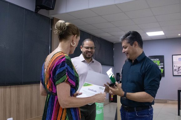 UniCV promove 1ª edição do Prêmio Professor Empreendedor e entrega troféu a vencedores