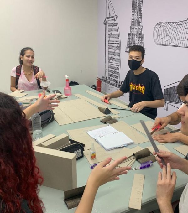 Vestibular do UniCV atrai mais de 40 estrangeiros em busca de bolsas de estudo