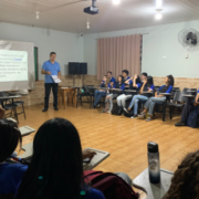 Adolescentes do Promec recebem acompanhamento nutricional