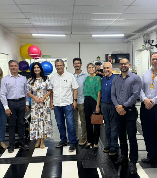 Prefeito eleito, vice e secretário de Saúde visitam Núcleo de Atendimento à Comunidade