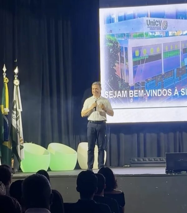 UniCV recebe cerca de 800 alunos na Semana de Integração à Vida Acadêmica