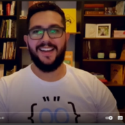 Projeto acadêmico incentiva inclusão digital com aulas de programação