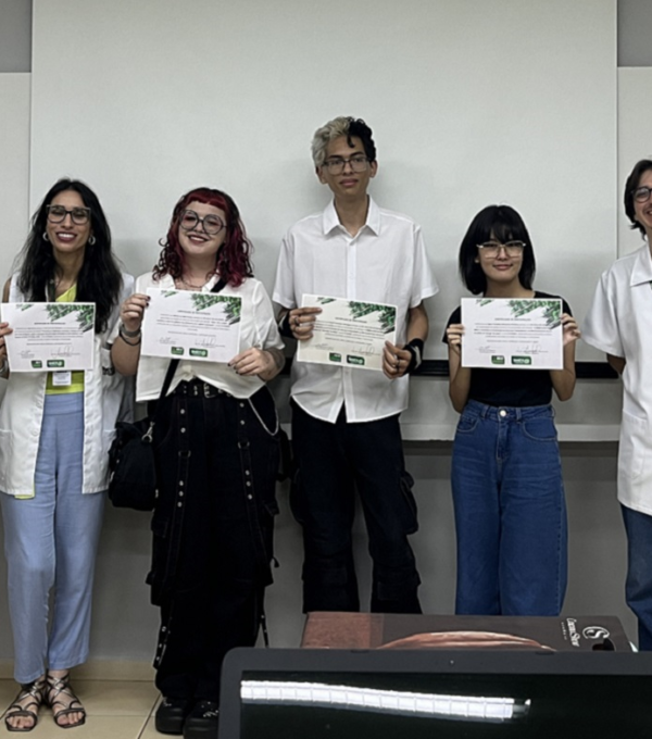 Alunos do PIIC do Centro Universitário publicam capítulos em livro